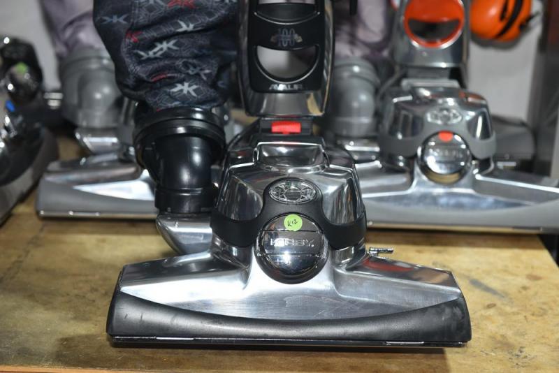  Avalir 100th  - Renewed Upright Vacuum Cleaner  G10D