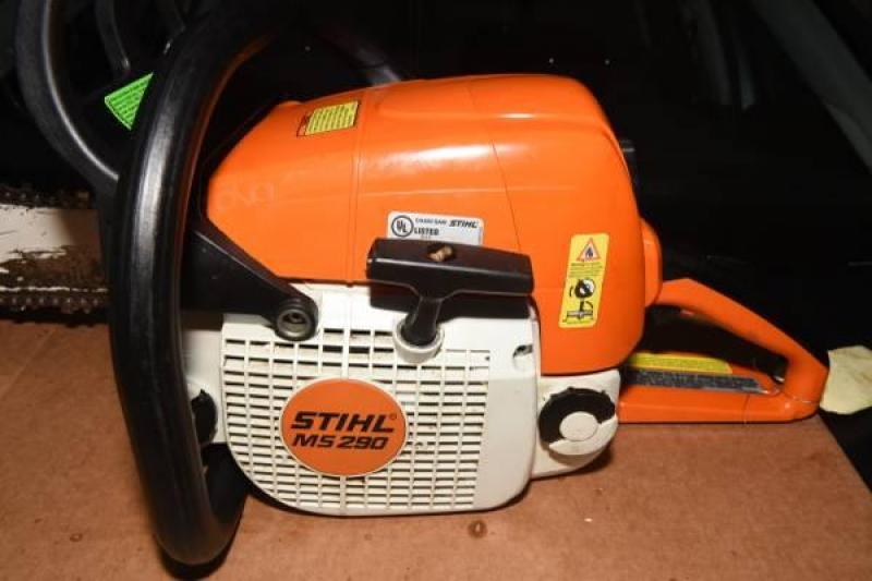  Stihl MS290 18" Bar - Farm Boss Chain Saw - Like New #86 