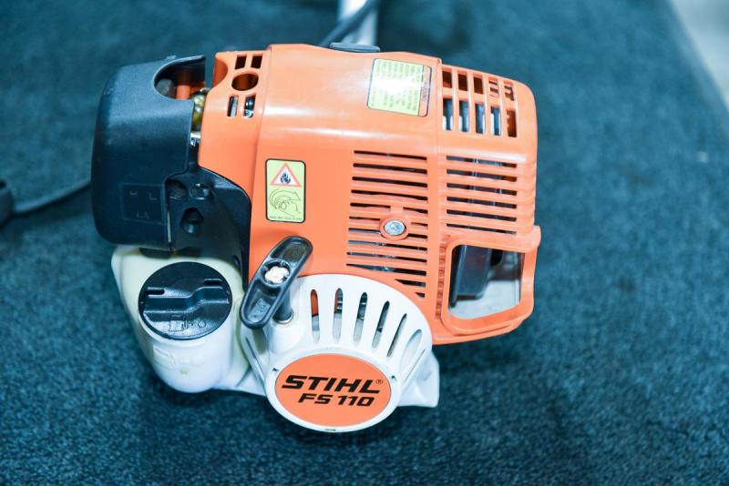  Stihl FS110 Pro Brushcutter - Bike Handle - 4-Mix - Like New FS110