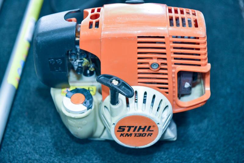  KombiSystem - Brush Cutter - Weed Trimmer - Edger - Blower KM 130 R