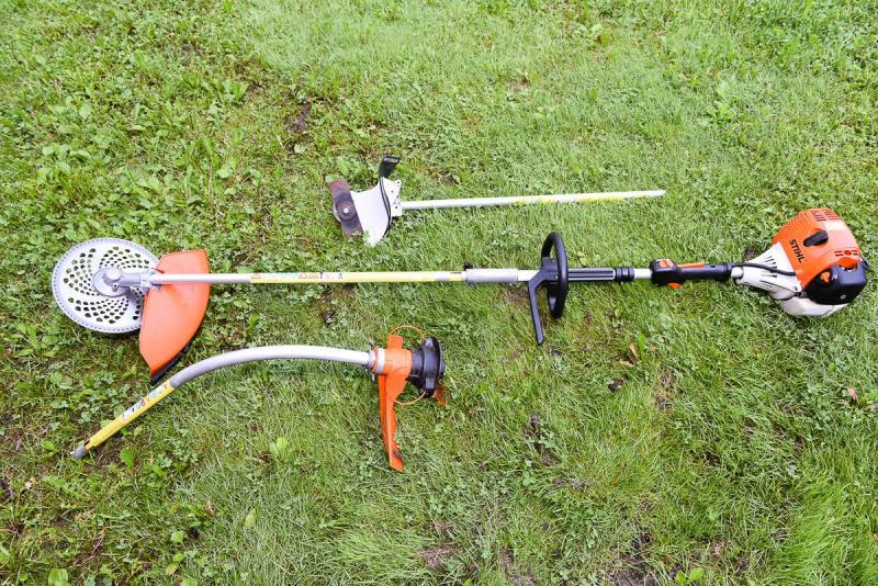  Multi-Tool, 4-Stroke, 28.4 CC - 10" Carbide Brush Blade - Weed Trimmer - Edger  KM 90R