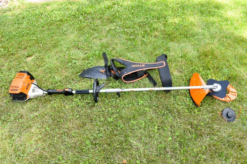  Kombi Brush & Weed Trimmer KM131R