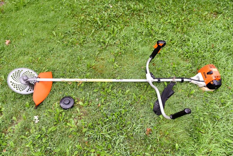  Weed - Grass Cutter & Trimmer FS 90